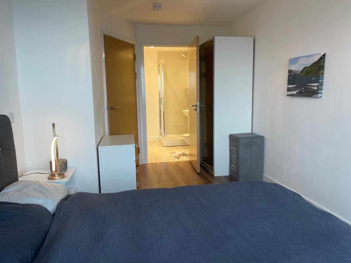 Luxury 2 Bedroom En-Suite Apartment Balcony Views 曼彻斯特 外观 照片